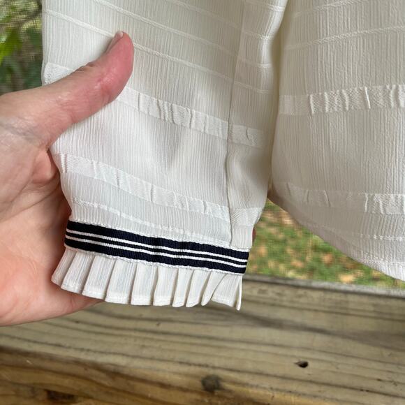 Talbots Women's Ivory Career Blouse Long Sleeve Classic Style Size XS - Picture 6 of 8